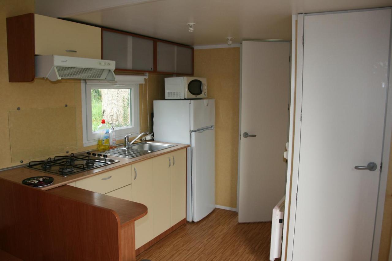 Logis De L'Aubonniere Hotel Chaille-sous-les-Ormeaux Bagian luar foto