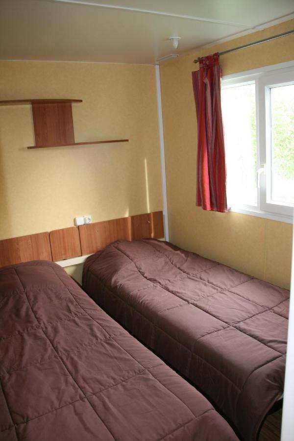 Logis De L'Aubonniere Hotel Chaille-sous-les-Ormeaux Bagian luar foto